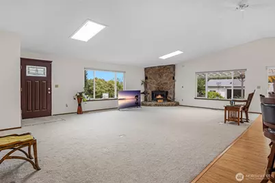 9912 S 200th Street, Kent, WA 98031 - Photo 5