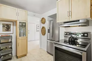 12515 25th Ave NE, Seattle, WA 98125 - Photo 7