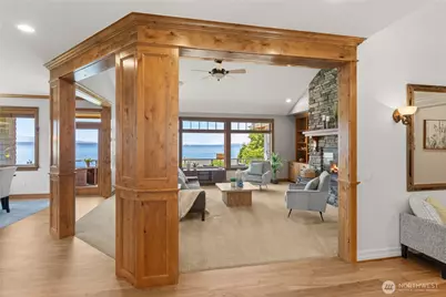 18608 Sound View Place, Edmonds, WA 98020 - Photo 7