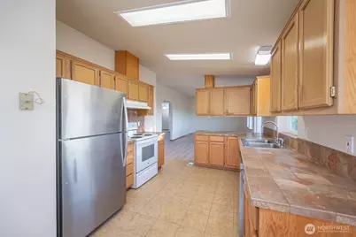 5486 Road 8.3 SE, Othello, WA 99344 - Photo 15