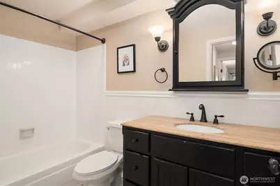 2244 13th Avenue W #313, Seattle, WA 98119 - Photo 13