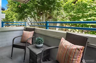 2244 13th Ave W, Seattle, WA 98119 - Photo 11
