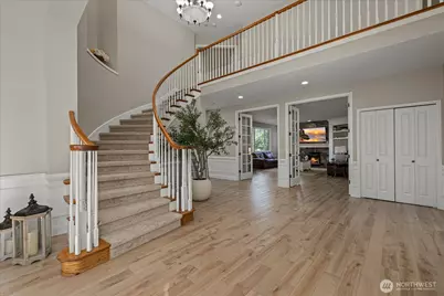 2046 277th Avenue SE, Sammamish, WA 98075 - Photo 9