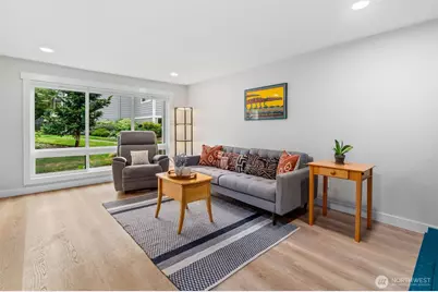 15212 NE 8th Street #F13, Bellevue, WA 98007 - Photo 3