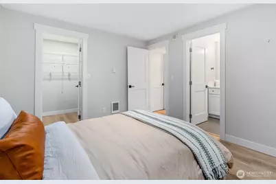 15212 NE 8th Street #F13, Bellevue, WA 98007 - Photo 19