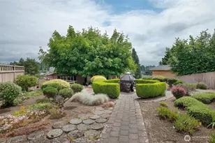 3242 36th Ave W, Seattle, WA 98199 - Photo 5