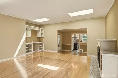 3242 36th Avenue W, Seattle, WA 98199 - Photo 25