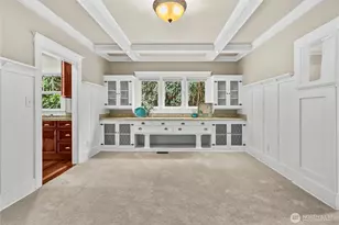 518 W Pioneer, Puyallup, WA 98371 - Photo 9
