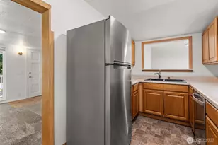 10002 Oak Ln SW, Lakewood, WA 98499 - Photo 7