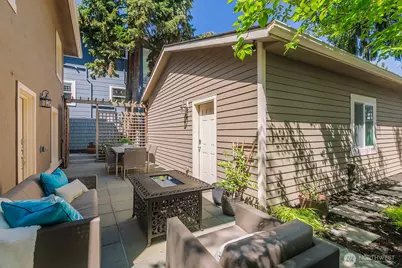 1506 17th Avenue E, Seattle, WA 98112 - Photo 29