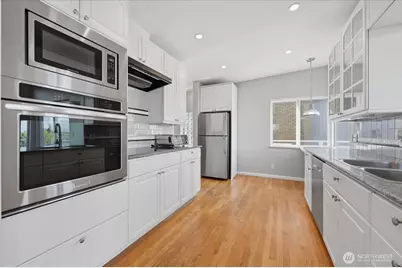 3741 33rd Avenue SW, Seattle, WA 98126 - Photo 11