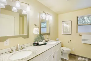 8451 NE 137th St, Kirkland, WA 98034 - Photo 21