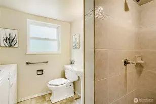 8451 NE 137th St, Kirkland, WA 98034 - Photo 23