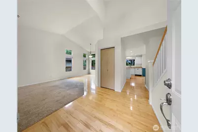 7015 76th Drive NE, Marysville, WA 98270 - Photo 3