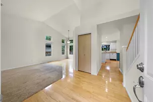 7015 76th Dr NE, Marysville, WA 98270 - Photo 3