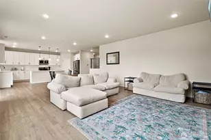 2808 180th St Ct E, Tacoma, WA 98445 - Photo 5