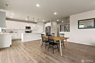 2808 180th St Ct E, Tacoma, WA 98445 - Photo 9