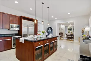 2 Crescent Key SE, Bellevue, WA 98006 - Photo 7