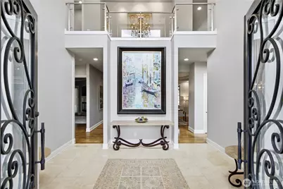 2 Crescent Key SE, Bellevue, WA 98006 - Photo 3