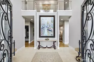 2 Crescent Key SE, Bellevue, WA 98006 - Photo 3