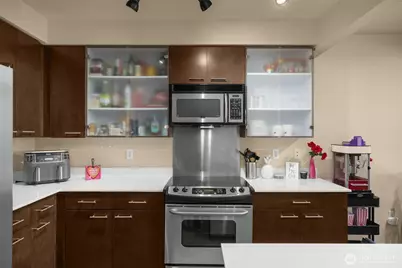 159 Denny Way #411, Seattle, WA 98109 - Photo 11