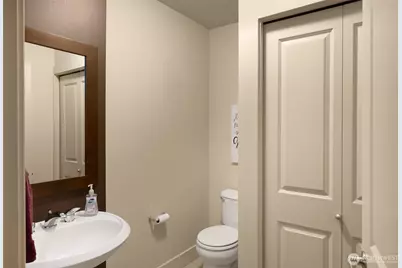 159 Denny Way #411, Seattle, WA 98109 - Photo 17