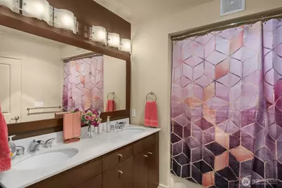 159 Denny Way #411, Seattle, WA 98109 - Photo 15