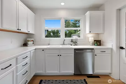 3006 NE 133rd Street, Seattle, WA 98125 - Photo 15