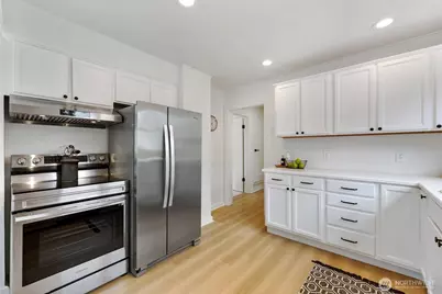 3006 NE 133rd Street, Seattle, WA 98125 - Photo 17