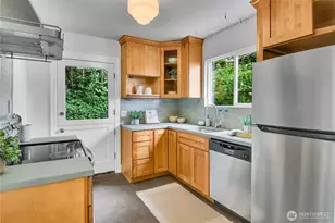 3016 S Edmunds St, Seattle, WA 98108 - Photo 7