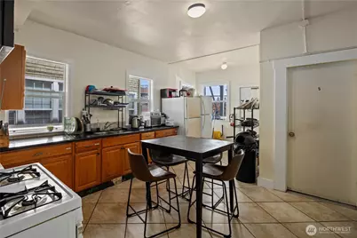 4714 17th Avenue NE, Seattle, WA 98105 - Photo 19