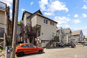 4714 17th Ave NE, Seattle, WA 98105 - Photo 3