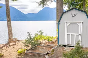 411 N Potlatch Dr N, Hoodsport, WA 98548 - Photo 31