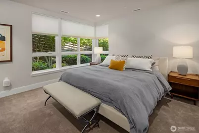 8270 SE 31st Street, Mercer Island, WA 98040 - Photo 29