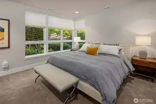 8270 SE 31st St, Mercer Island, WA 98040 - Photo 29