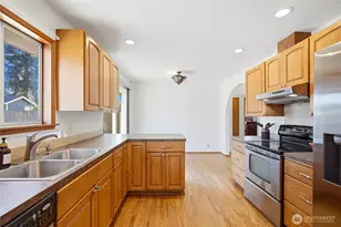 404 60th St SE, Everett, WA 98203 - Photo 7