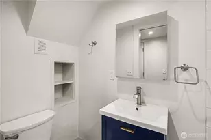 3633 41st Ave W, Seattle, WA 98199 - Photo 13