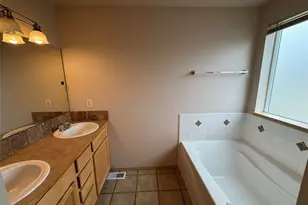 26829 226th Pl SE, Maple Valley, WA 98038 - Photo 13