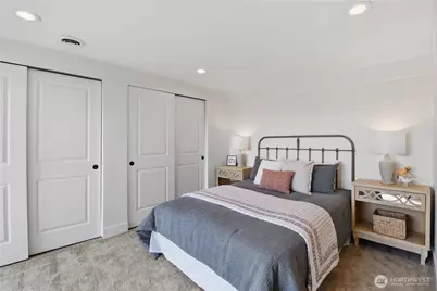 639 W Lake Sammamish Parkway NE, Bellevue, WA 98008 - Photo 27