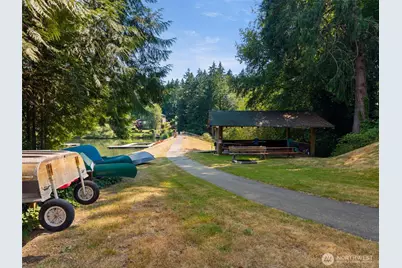 8707 71st Street NW, Gig Harbor, WA 98335 - Photo 35
