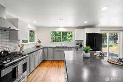 8707 71st Street NW, Gig Harbor, WA 98335 - Photo 11