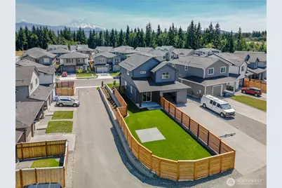 15418 208th Avenue Ct E, Bonney Lake, WA 98391 - Photo 33