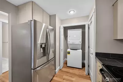 11313 NE 128th Street #E104, Kirkland, WA 98034 - Photo 19