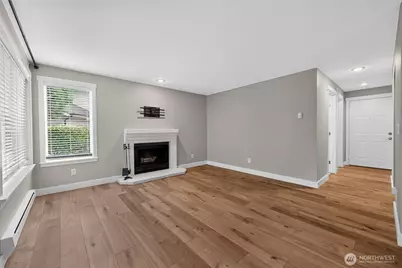 11313 NE 128th Street #E104, Kirkland, WA 98034 - Photo 13