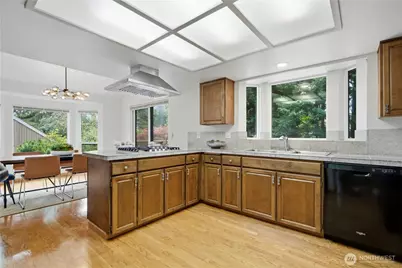 10005 SE 267th Street, Kent, WA 98030 - Photo 13