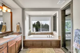 13721 SE 90th Pl, Newcastle, WA 98059 - Photo 21
