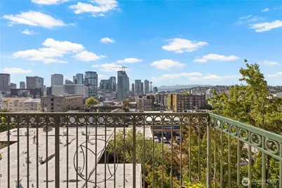 700 E Denny Way #603, Seattle, WA 98122 - Photo 29