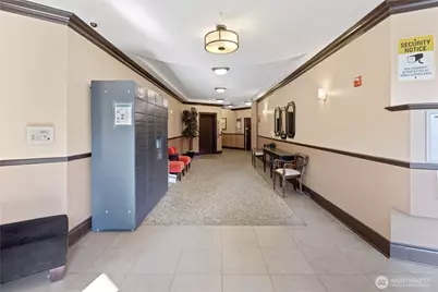 700 E Denny Way #603, Seattle, WA 98122 - Photo 37