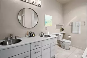 700 E Denny Way, Seattle, WA 98122 - Photo 15