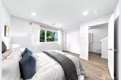 6546 32nd Avenue NE #A, Seattle, WA 98115 - Photo 37